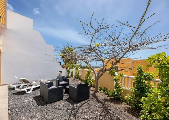 Ampio Luminoso 3 3 Bagni Giardino Quiete Wi-fi