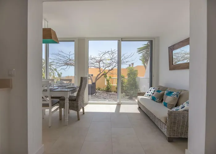 Ampio Luminoso 3 3 Bagni Giardino Quiete Wi-fi