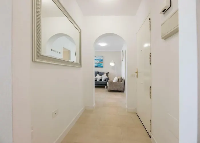 Ampio Luminoso 3 3 Bagni Giardino Quiete Wi-fi Lägenhet