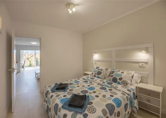 Ampio Luminoso 3 3 Bagni Giardino Quiete Wi-fi *