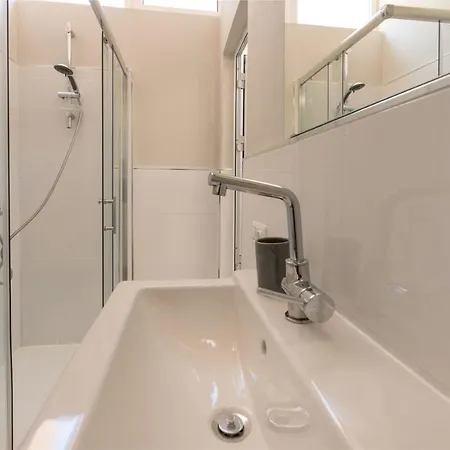 Ampio Luminoso 3 3 Bagni Giardino Quiete Wi-fi 코스타카르마