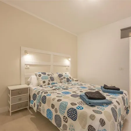 Ampio Luminoso 3 3 Bagni Giardino Quiete Wi-fi