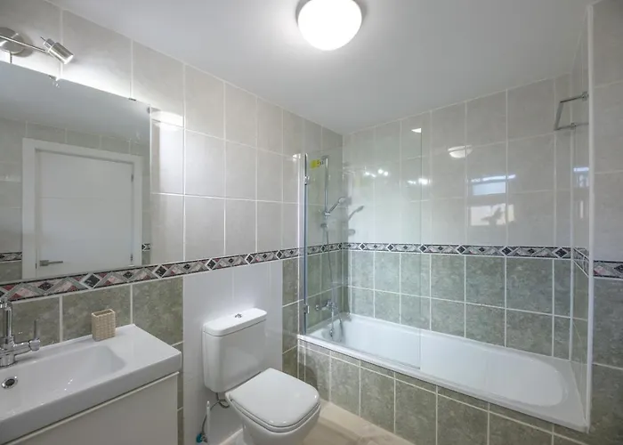 דירה Ampio Luminoso 3 3 Bagni Giardino Quiete Wi-fi